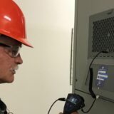 Inspección de Ventanas Ultrasonido Descargas Parciales